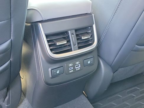 Certified 2024 Subaru Outback Limited AWD/4WD image 15