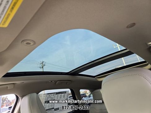 New 2026 Lincoln Corsair Grand Touring image 6