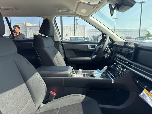 New 2026 Hyundai Santa Fe SE image 11