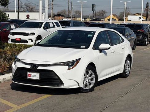 Certified 2024 Toyota Corolla LE image 2