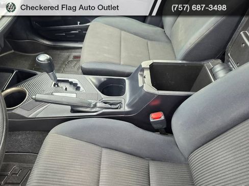 Used 2014 Toyota RAV4 LE FWD image 29