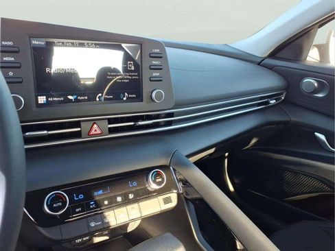 New 2026 Hyundai Elantra Blue image 13
