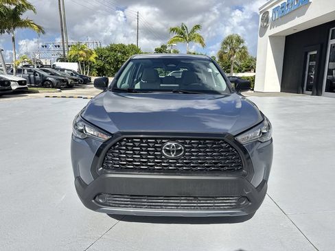 Used 2023 Toyota Corolla Cross L FWD image 29