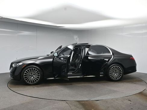 Used 2022 Mercedes-Benz S 580 4MATIC Sedan image 63