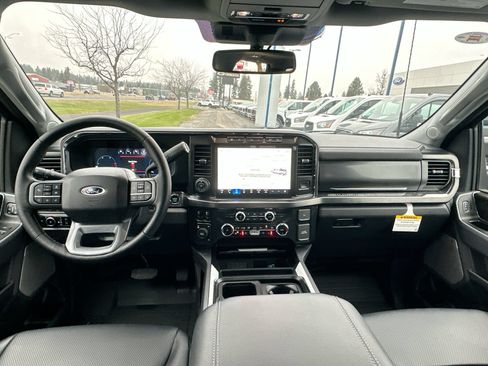 Used 2024 Ford F350 Lariat w/ Lariat Ultimate Package AWD/4WD image 31