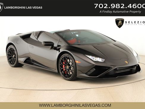 Used 2022 Lamborghini Huracan EVO image 1