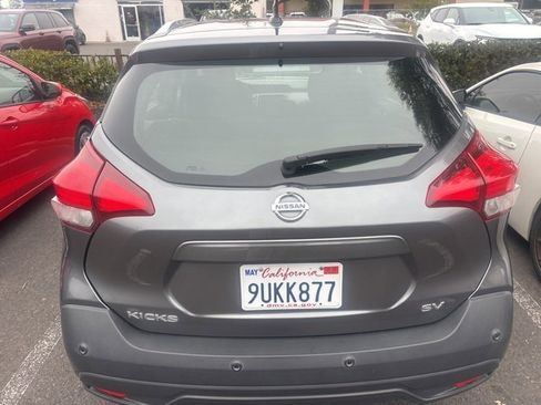Used 2020 Nissan Kicks SV image 13