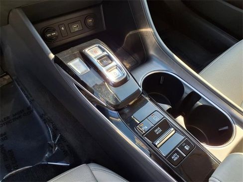 Used 2023 Hyundai Sonata Limited image 21
