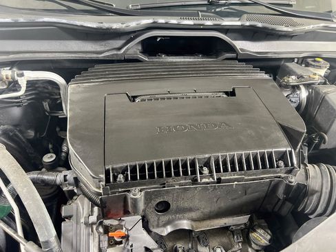 Used 2023 Honda Pilot LX image 28
