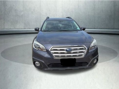 Used 2017 Subaru Outback 2.5i Premium AWD/4WD image 2