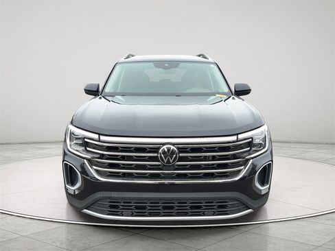 Used 2024 Volkswagen Atlas SE image 20