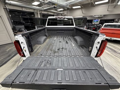 Used 2021 GMC Sierra 2500 AT4 w/ AT4 Premium Plus Package image 49