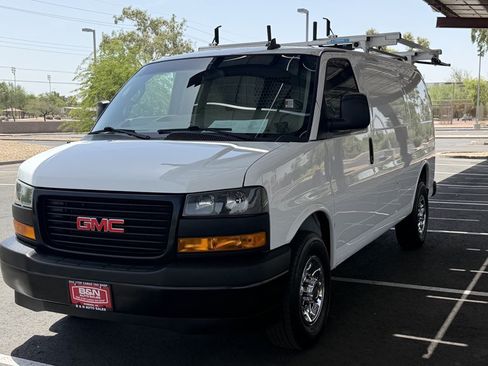 Used 2023 GMC Savana 2500 w/ Driver Convenience Package RWD image 2