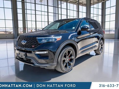Certified 2023 Ford Explorer ST w/ Equipment Group 401A AWD/4WD image 30