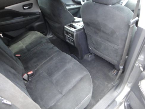 Used 2019 Nissan Murano SV AWD/4WD image 13