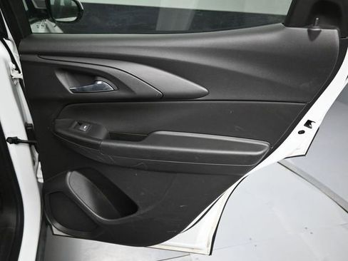 Used 2024 Chevrolet TrailBlazer LT w/ Convenience Package image 33