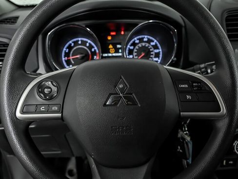 Used 2018 Mitsubishi Outlander Sport ES FWD image 21