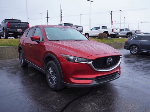Used 2020 MAZDA CX-5 Touring image 2