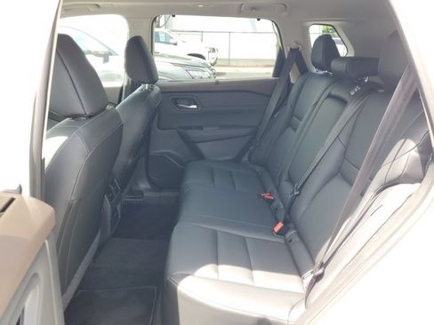 Certified 2023 Nissan Rogue SL w/ SL Premium Package AWD/4WD image 30