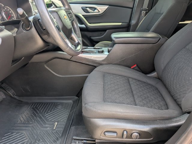 Used 2022 Chevrolet Blazer LT FWD image 17
