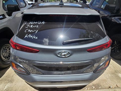 Used 2021 Hyundai Kona Limited FWD image 7