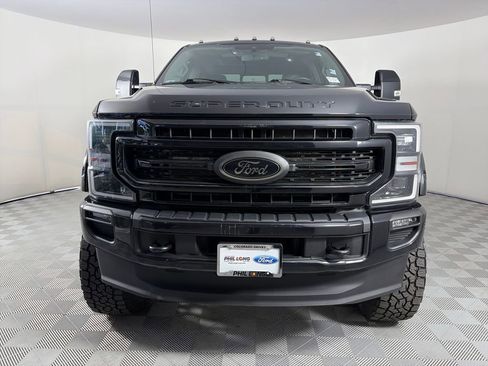 Used 2021 Ford F250 Lariat image 2