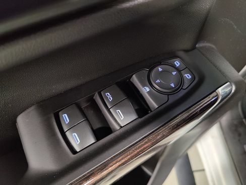 Used 2022 GMC Sierra 1500 Elevation AWD/4WD image 19