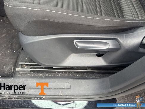 Used 2024 Volkswagen Tiguan S image 18