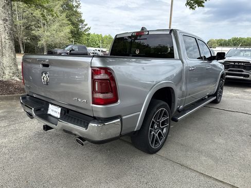 Used 2022 RAM 1500 Laramie AWD/4WD image 7