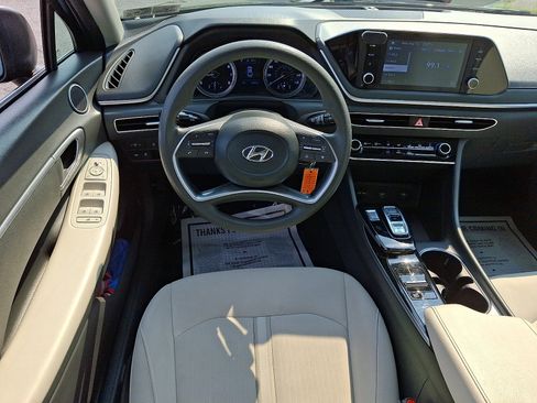 Used 2023 Hyundai Sonata SE FWD image 11