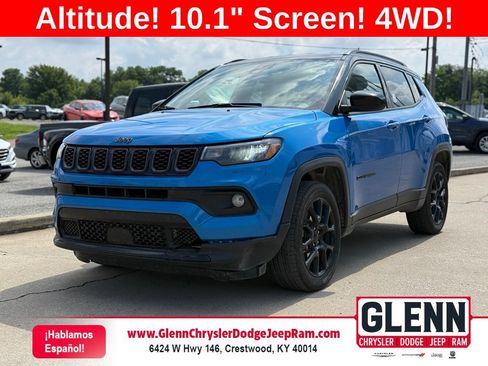 Used 2024 Jeep Compass Latitude w/ Altitude Special Edition AWD/4WD image 1