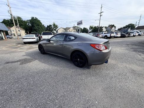 Used 2010 Hyundai Genesis 2.0T RWD image 41