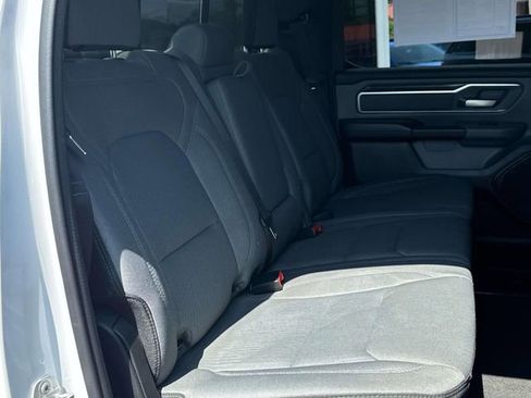 Used 2022 RAM 1500 Big Horn AWD/4WD image 35