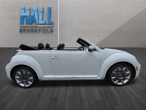Used 2019 Volkswagen Beetle 2.0T SE FWD image 6