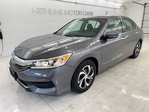 Used 2017 Honda Accord LX image 1