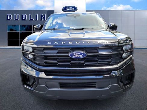 New 2025 Ford Expedition Active image 2
