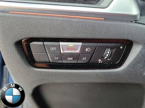 Used 2022 BMW M440i Convertible RWD image 30