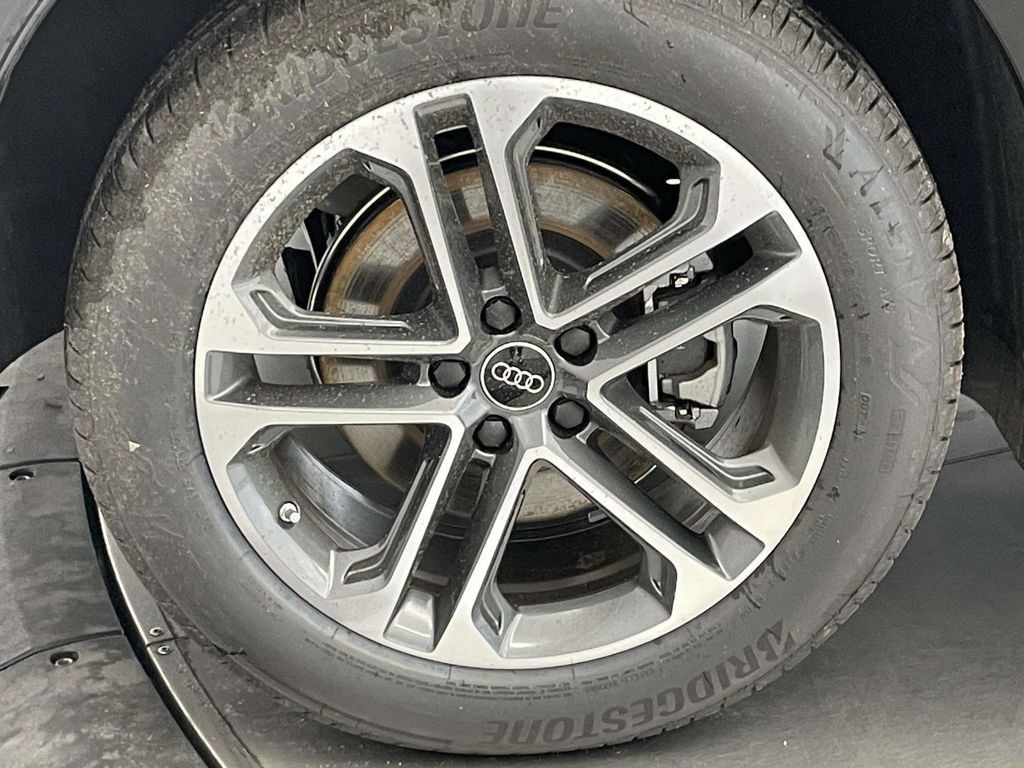 New 2026 Audi Q5 Premium Plus AWD/4WD image 13