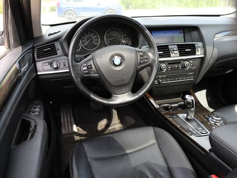 Used 2011 BMW X3 xDrive28i image 16