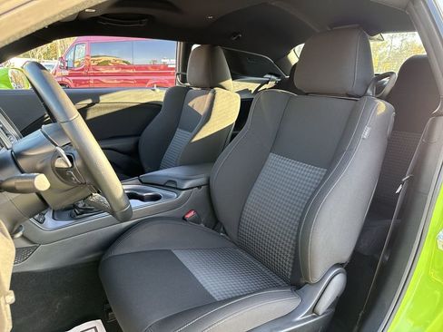 Used 2023 Dodge Challenger R/T w/ T/A Package image 10