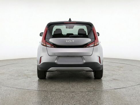 Used 2025 Kia Soul LX w/ LX Technology Package image 7