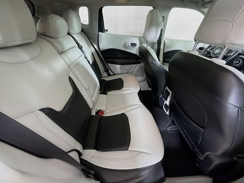 Used 2018 Jeep Compass Limited w/ Navigation Group image 26