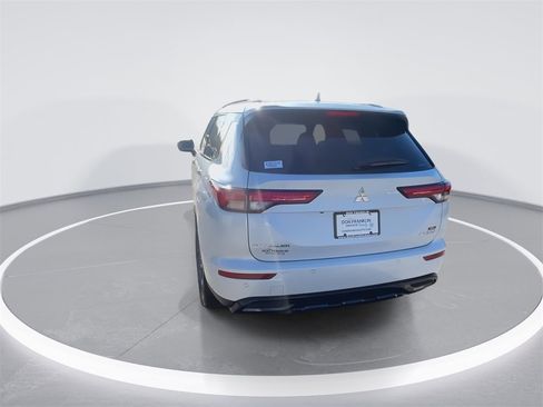 New 2025 Mitsubishi Outlander SEL Black Edition image 7