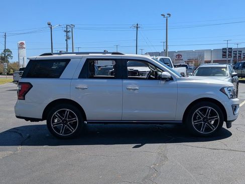 Used 2019 Ford Expedition Limited w/ Special Edition Package image 5