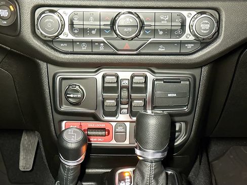 New 2026 Jeep Wrangler Unlimited Sport AWD/4WD image 11