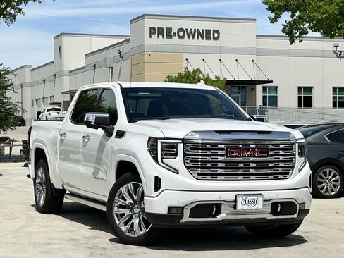Used 2025 GMC Sierra 1500 Denali image 2