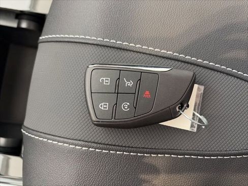 New 2026 Chevrolet Traverse Z71 w/ Driver Confidence Package image 23