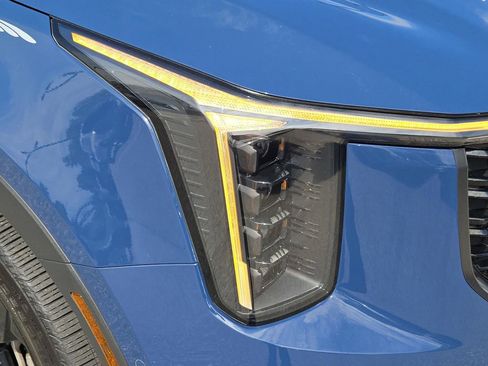 Certified 2024 Kia Sorento SX image 5