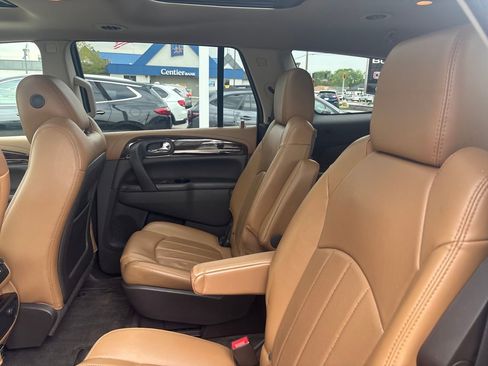 Used 2015 Buick Enclave Leather FWD image 32
