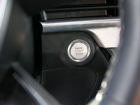 Used 2025 Kia Telluride EX X-Pro image 21